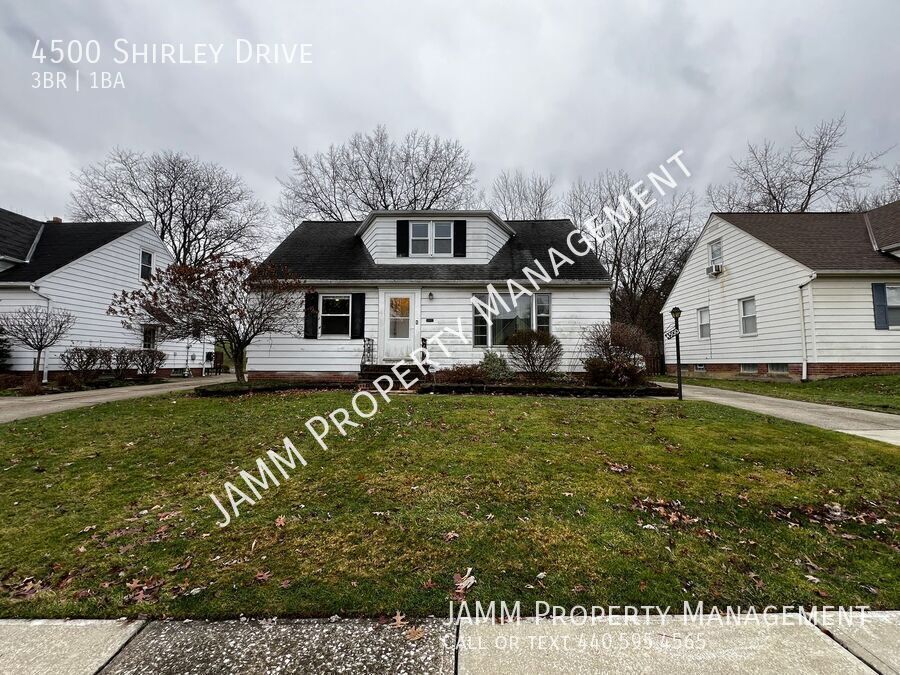 4500 Shirley Dr in South Euclid, OH - Building Photo