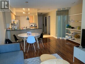 801 Bay St. in Toronto, ON - Building Photo - Building Photo