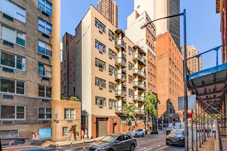 207 East 37th Street in New York, NY - Building Photo - Primary Photo