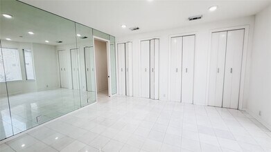 4601 Country Club View in Baytown, TX - Building Photo - Building Photo