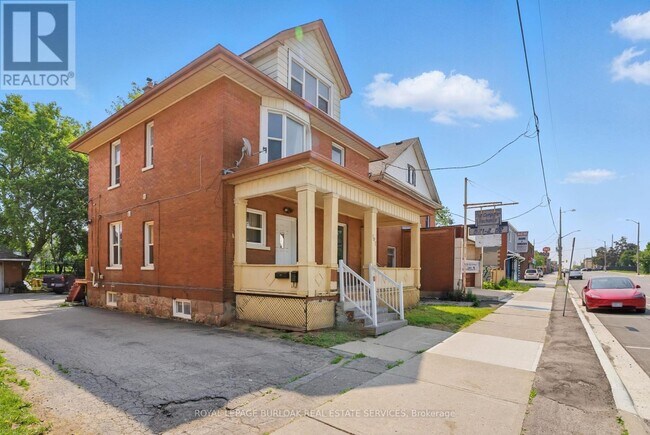 property at 191 Simcoe St S