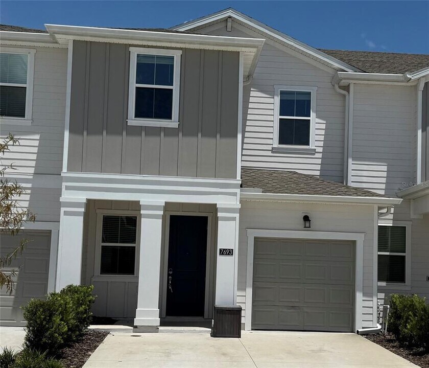 7693 Stone Crk Trl in Kissimmee, FL - Building Photo
