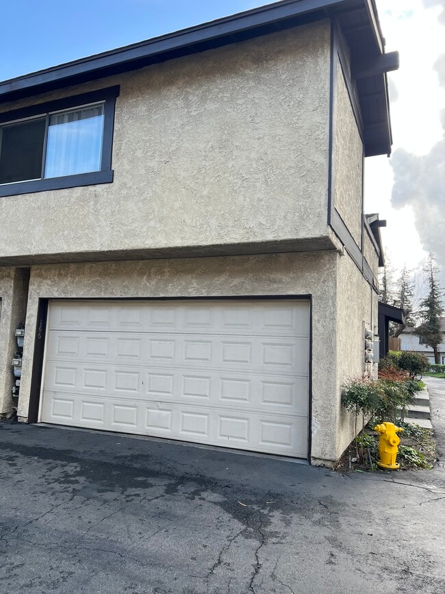 9800 Vesper Ave Rentals in Los Angeles, CA