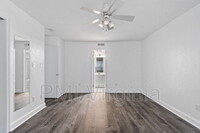 1301 Hampton Blvd photo'