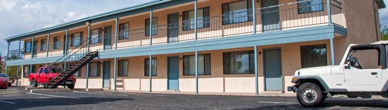 Elli Apartments in Las Cruces, NM - Building Photo