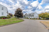 178 Austin Ryer Ln in Branford, CT - Foto de edificio - Building Photo