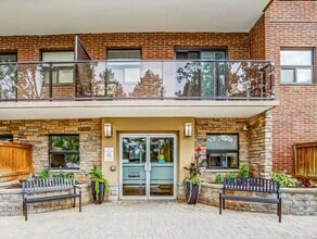 5552 Heritage Dr in Niagara Falls, ON - Building Photo - Building Photo