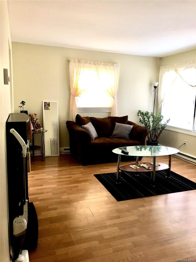 382 County Rte 22 in Wawayanda, NY - Building Photo - Building Photo