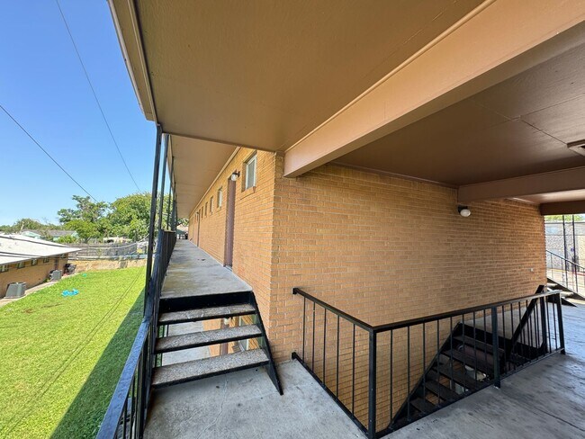 805 W Hallmark Ave in Killeen, TX - Building Photo - Building Photo