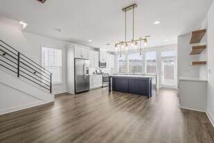 3658 Meadow Vista Ln. in Tallahassee, FL - Building Photo