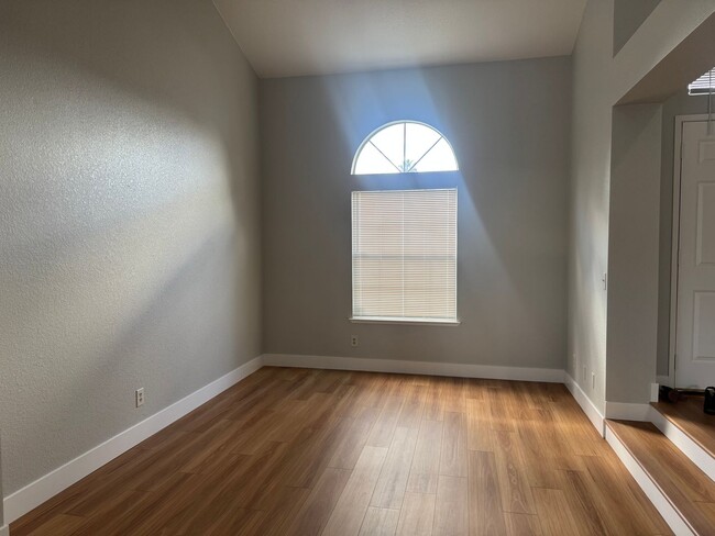 2776 Woodmont Dr in Fairfield, CA - Building Photo - Building Photo