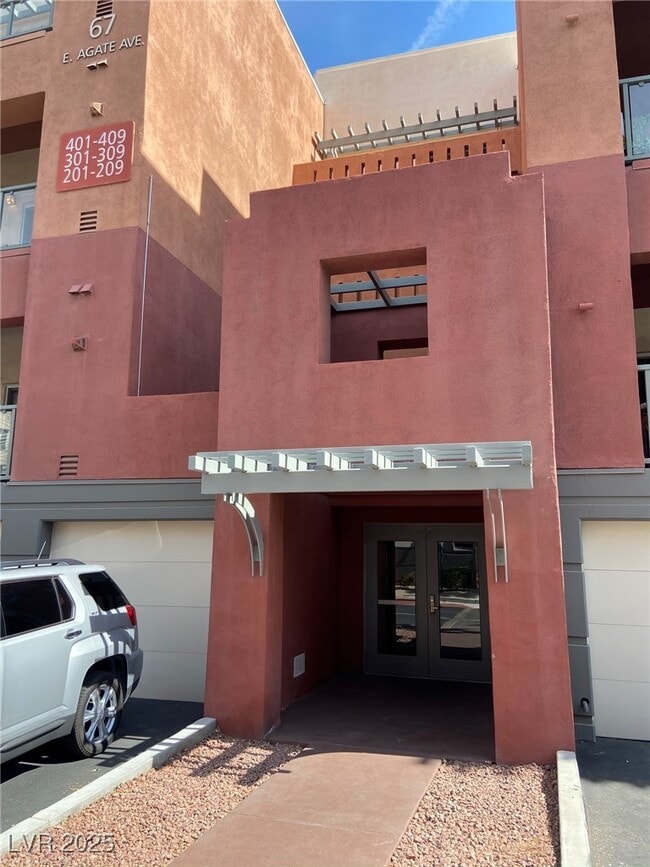 67 E Agate Ave in Las Vegas, NV - Foto de edificio - Building Photo