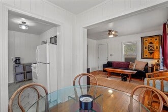 1915 Clover Ln in Fort Worth, TX - Building Photo - Building Photo