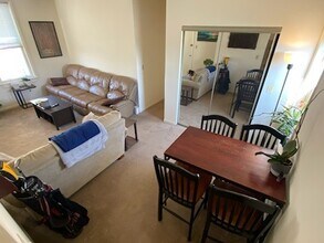 3018 N Clybourn Ave in Chicago, IL - Building Photo - Building Photo