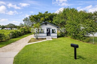 207 Idaho Ave, Unit 2 in Lakeland, FL - Building Photo