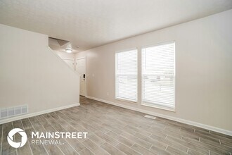 3183 Innisbrook Ct in Pickerington, OH - Foto de edificio - Building Photo