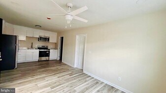 515 Broadway St in Quantico, VA - Building Photo