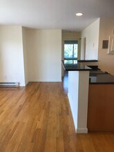 70 Park St, Unit 63 in Somerville, MA - Foto de edificio - Building Photo