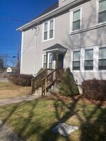 31 Snowling Rd, Unit Two in Uxbridge, MA - Building Photo