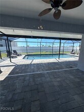 2926 SE Santa Barbara Pl in Cape Coral, FL - Building Photo - Building Photo