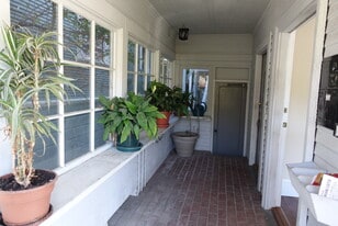 4106 Terrace St, Unit 5 in Oakland, CA - Building Photo