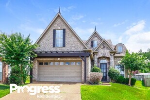 1043 Averett Cove in Cordova, TN - Building Photo