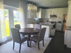 328 Kain St in Ottawa, IL - Building Photo - Building Photo