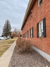 201 E S 1st St in Johnstown, CO - Building Photo - Building Photo