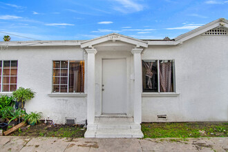 1715-1723 Sichel St in Los Angeles, CA - Building Photo - Building Photo