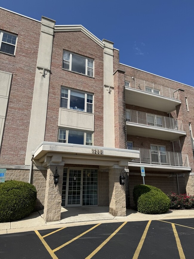 property at 1200 S Prospect Ave