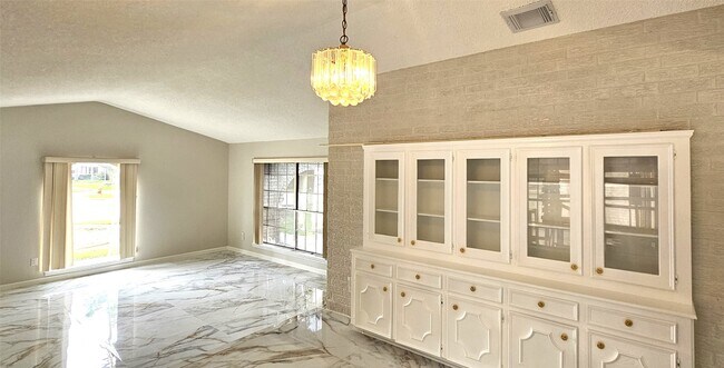 property at 1602 Luella Ave