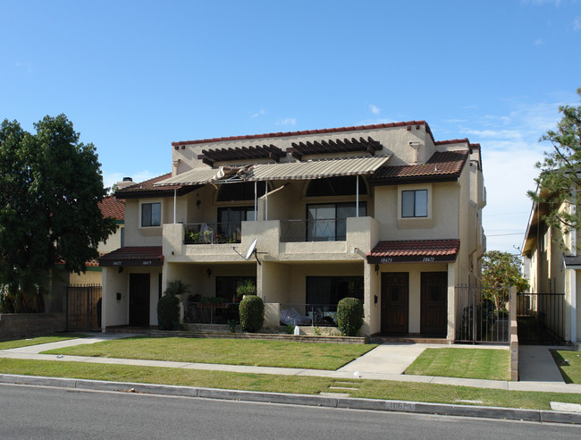 10671-10679 Walnut St in Los Alamitos, CA - Building Photo - Building Photo