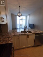 2470-2470 Prince Michael Drive in Oakville, ON - Building Photo - Building Photo