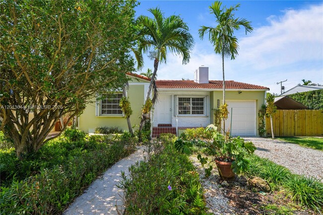property at 2460 SW 24th St