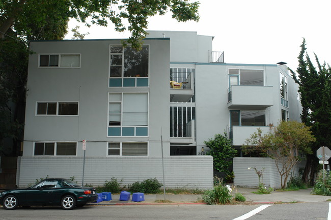 2901 Claremont Ave in Berkeley, CA - Building Photo - Building Photo