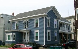 763 Merimack St, Unit 2 in Lowell, MA - Building Photo