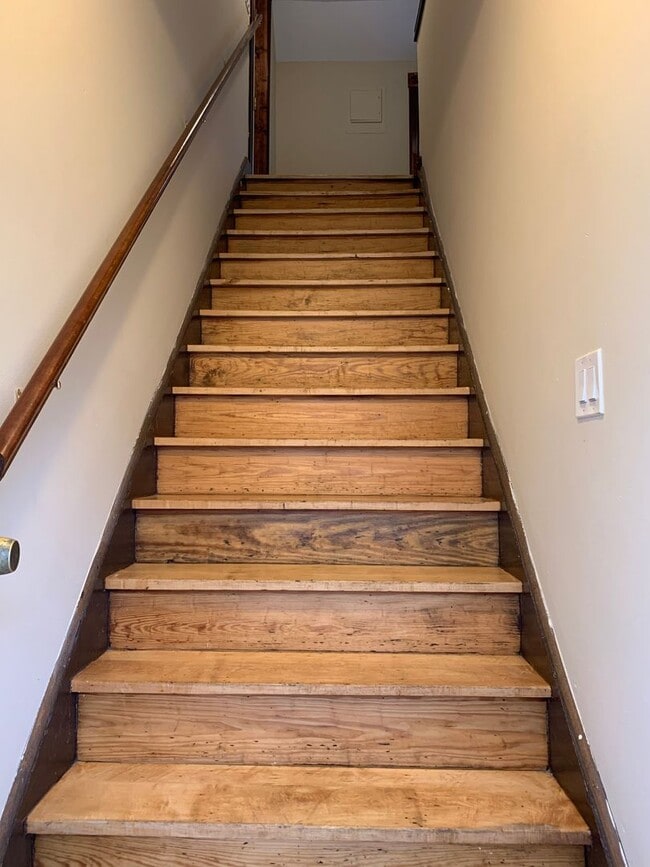 2261 S Mound St in Milwaukee, WI - Building Photo - Building Photo