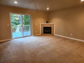 1308 Parkstone Ln in Bellingham, WA - Building Photo - Building Photo