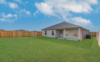 13922 Bay Crst Ct in Dickinson, TX - Building Photo - Building Photo