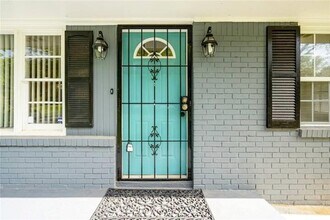 1401 Plaza Ave SW in Atlanta, GA - Building Photo - Building Photo