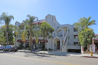 Park Square in San Diego, CA - Building Photo - Building Photo