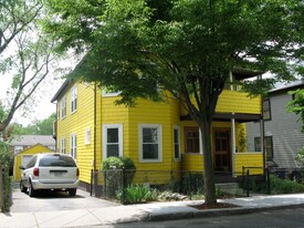 152 Raymond St in Cambridge, MA - Building Photo