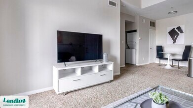 2500 Woodland Park Dr in Houston, TX - Building Photo - Building Photo