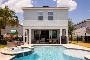 7650 Fairfax Dr in Kissimmee, FL - Building Photo