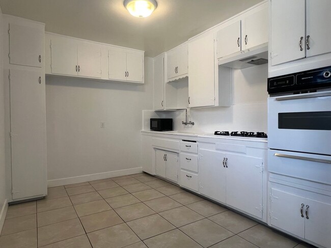 property at 2203 Mathews Ave