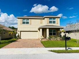9732 Starboard Dr in Fort Pierce, FL - Building Photo