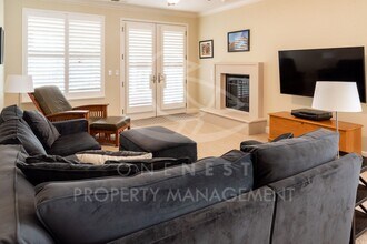 1360 Rawlings Ln in Lincoln, CA - Building Photo - Building Photo