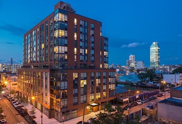 The Maximilian in Long Island City, NY - Foto de edificio