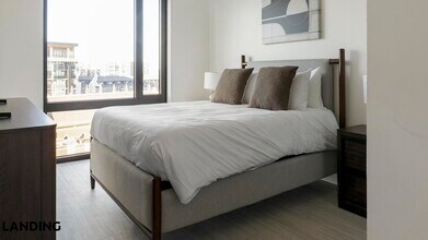 1007 S Mint St in Charlotte, NC - Building Photo - Building Photo