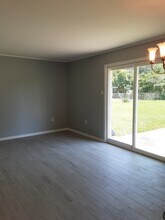 9469 Macedonia Ave in Baton Rouge, LA - Foto de edificio - Building Photo